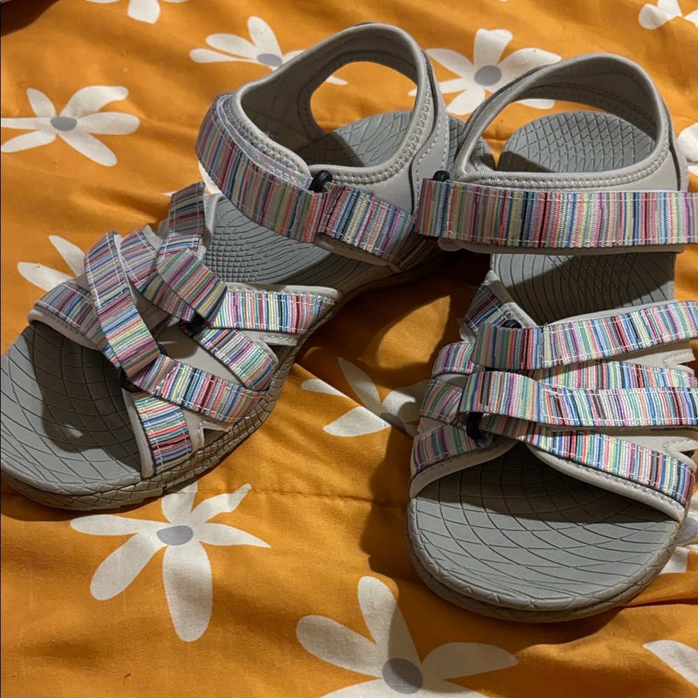 WHITIN Gray Sandals with Pastel Rainbow Straps